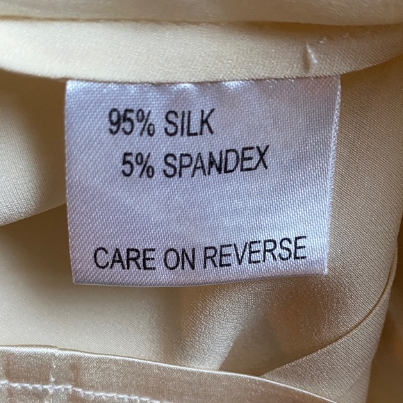 St. John Collection Cream Satin Ruffle Blouse - Picture 6 of 14